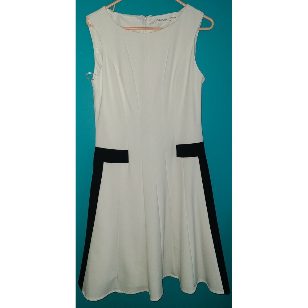 Calvin Klein Sheath Dress sz 6 Black White Fitted Waist EUC